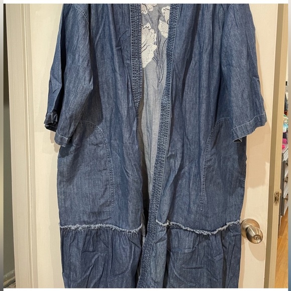 Gap Floral Embroidered Denim  open Kimono - Picture 2 of 11